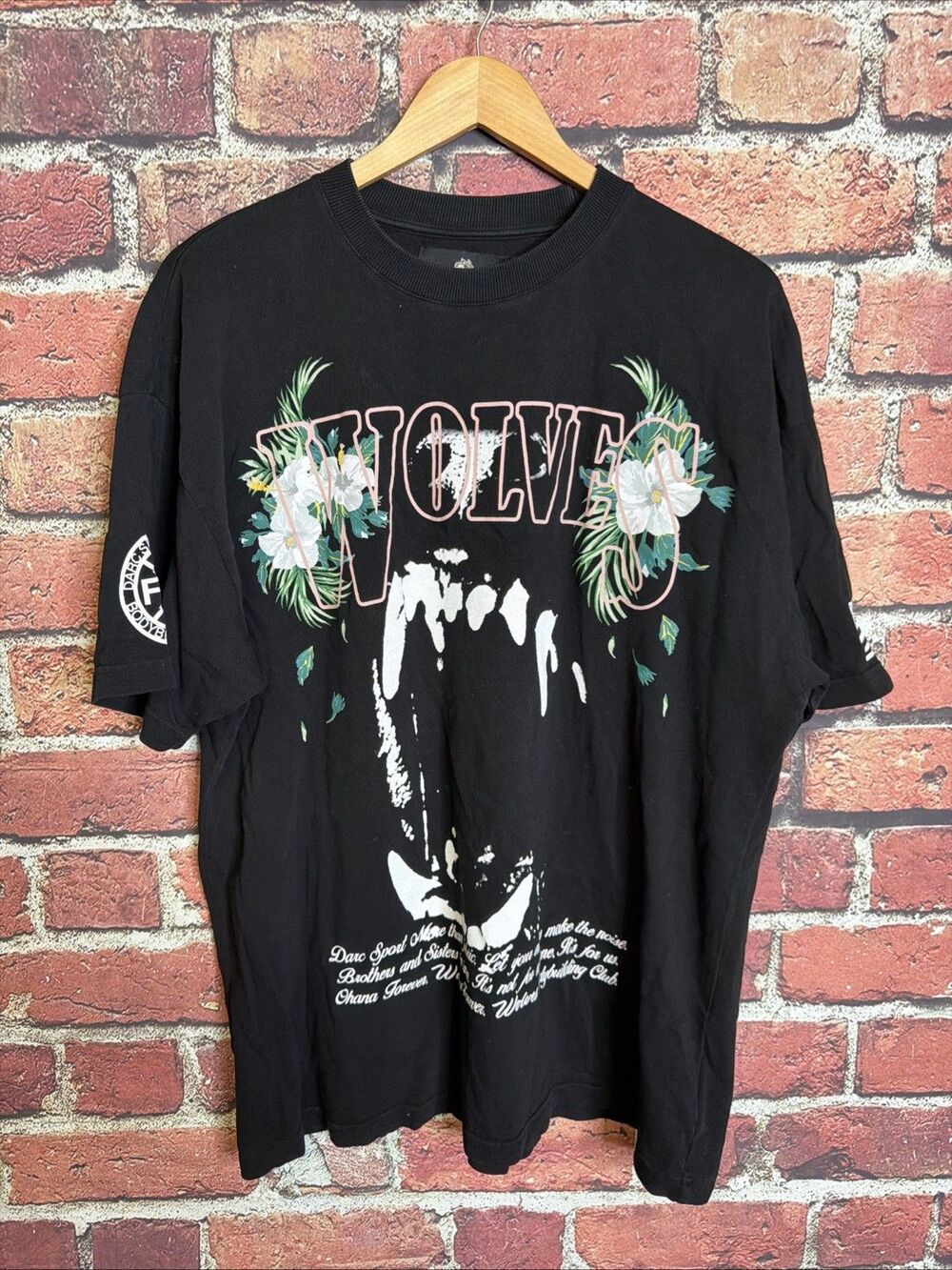 Darc Sport T-Shirt Black Floral Mens Medium 695 of 1000